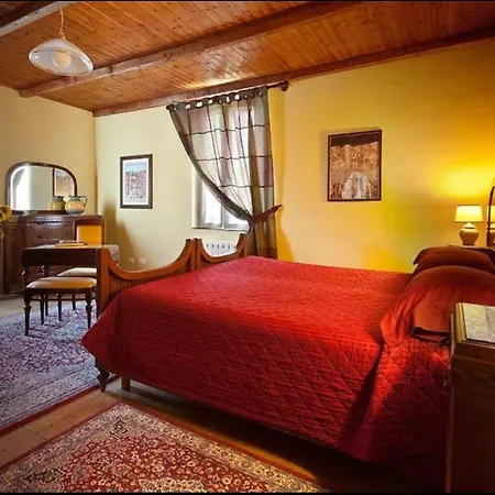 Nyaraló Casa Singola Con Piscina